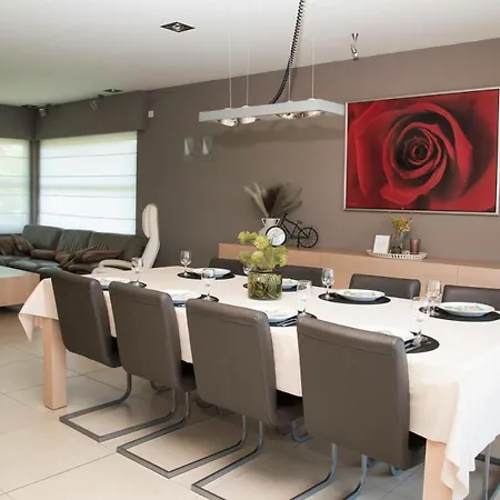 Casa Tibella Holiday home *
